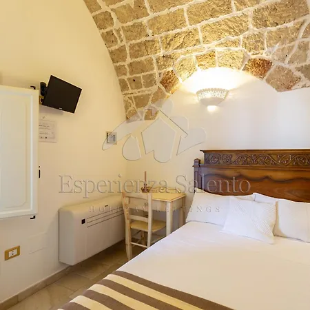 Santa Lucia Dimora 3* Taviano (Lecce)